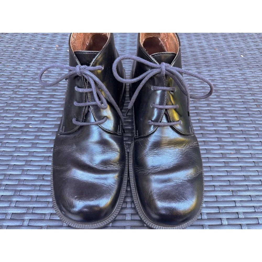 Kenneth Cole Reaction black leather chukka boots size 8.5